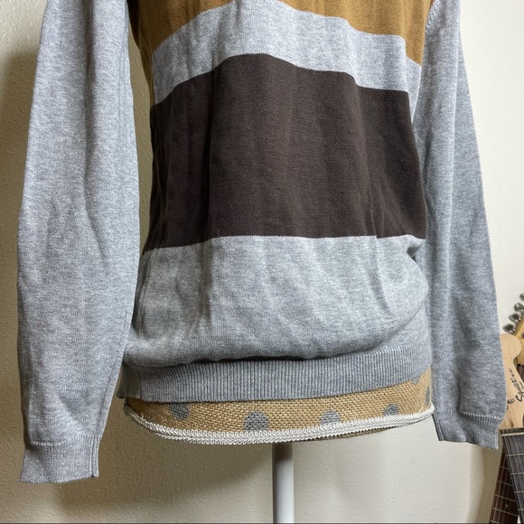 Frock Shop Grey Abstract Stripe Browns Side Slit Small Sweater - Picture 8 of 10